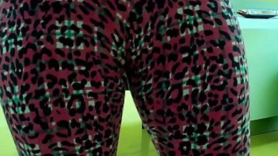 Парень снял от первого лица еблю спортивной подружки в манду до кремпая